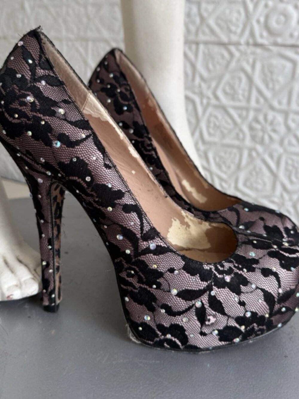 vintage y2k Betsey Johnson Leopard bottom heels